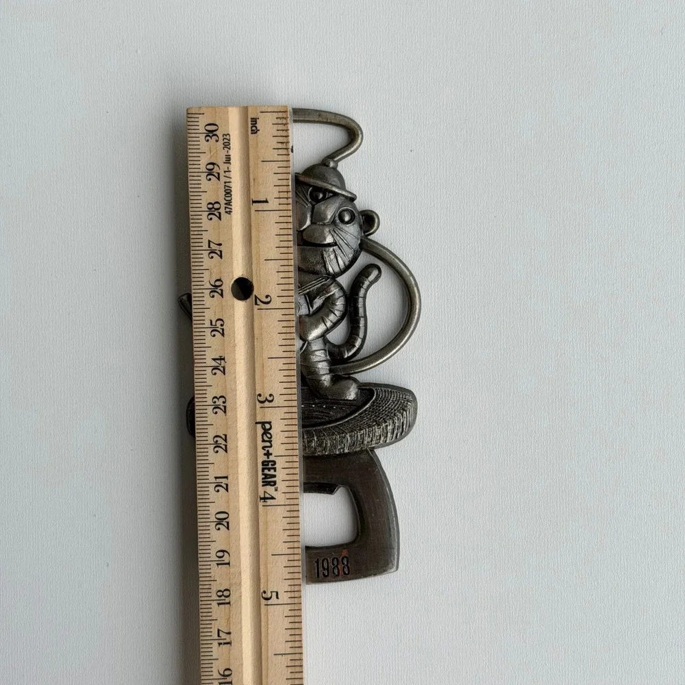 Vintage 1988 Seoul‎ Olympics Decorative Figural Metal Tiger Bottle Opener